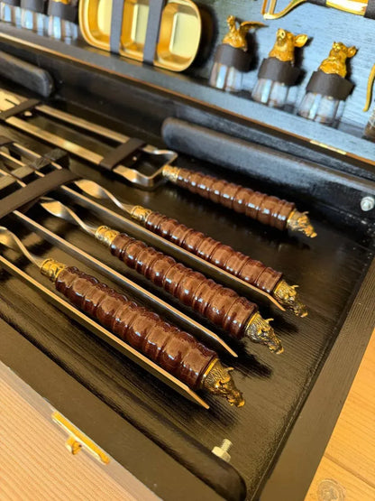 Vardaste komplekt puidust kohvris "Burj Khalifa"