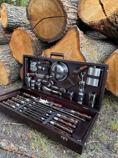 Skewer Set in a Wooden Case "LEADER"