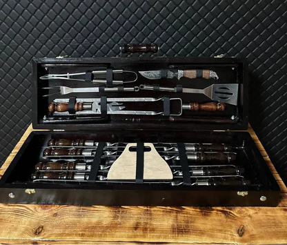 "EAGLE" Skewer Set in a Wooden Case