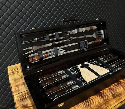 "EAGLE" Skewer Set in a Wooden Case