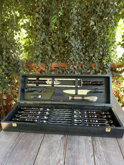Skewer Set in Wooden Case "PANTHERA"