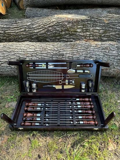 "FAMILY" Skewer Set in a Wooden Case