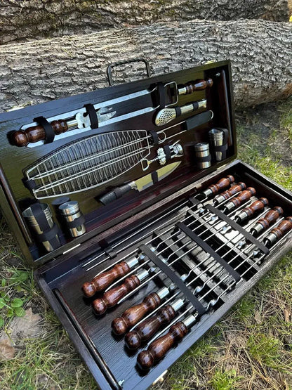 "FAMILY" Skewer Set in a Wooden Case