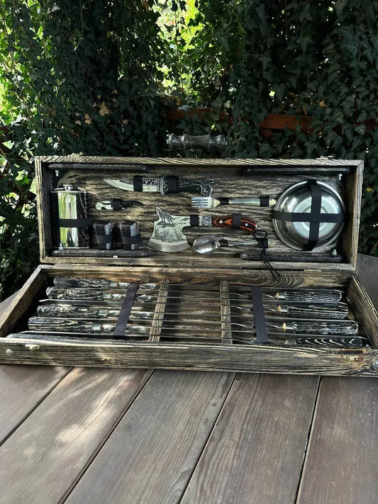 Набор шампуров в деревянном кейсе-столике "ОХОТНИК"